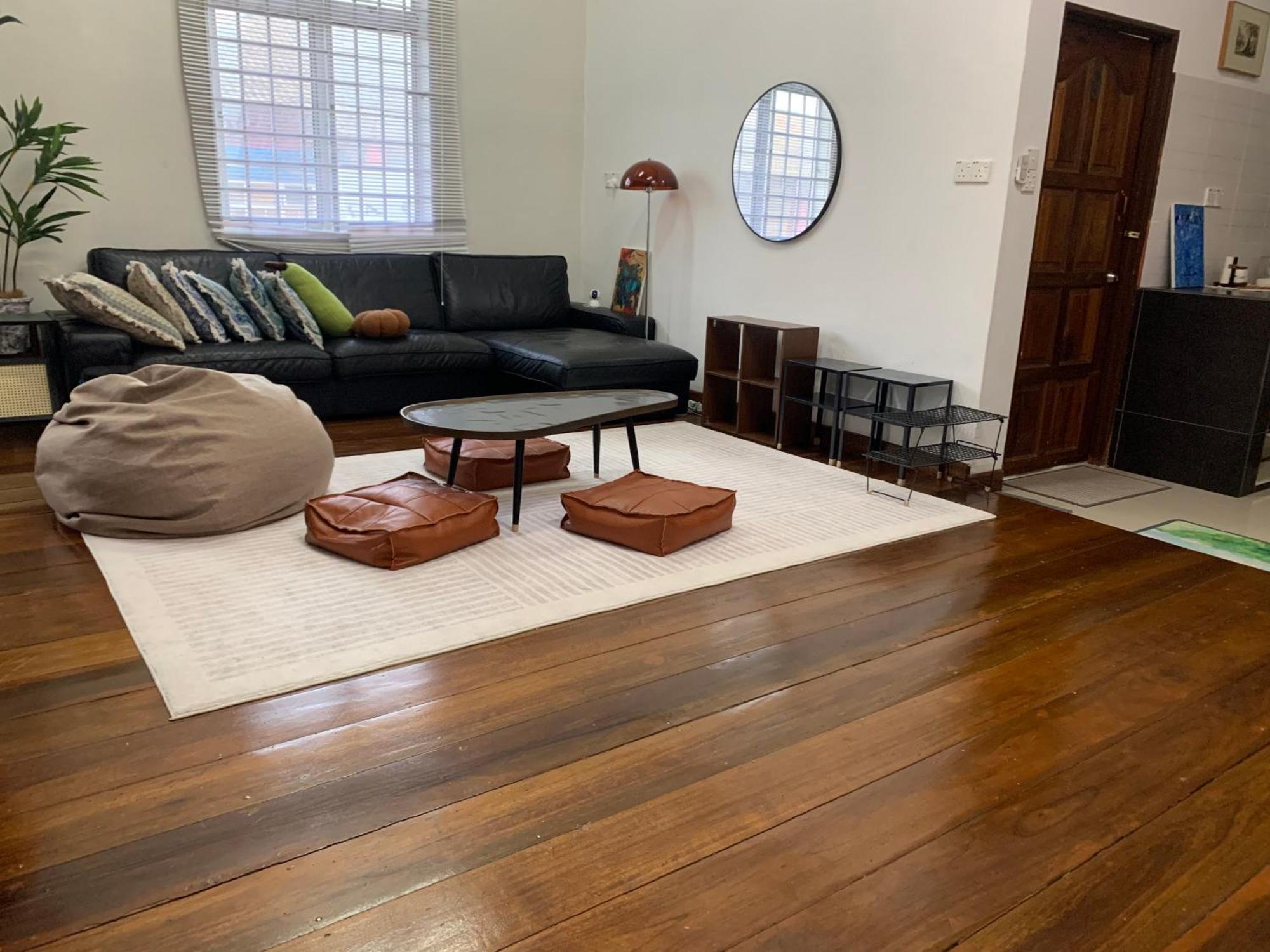 La Wood Homestay カンポン・クアラ・ベシュット エクステリア 写真